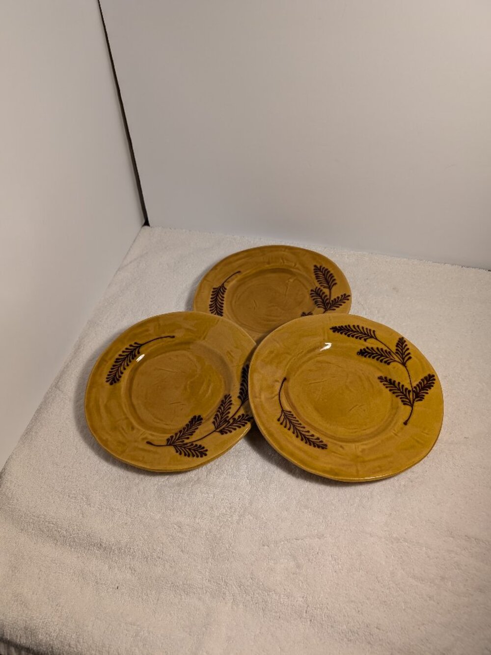 VINTAGE Z GALLERIE YELLOW CERAMIC SALAD PLATES SET OF 3